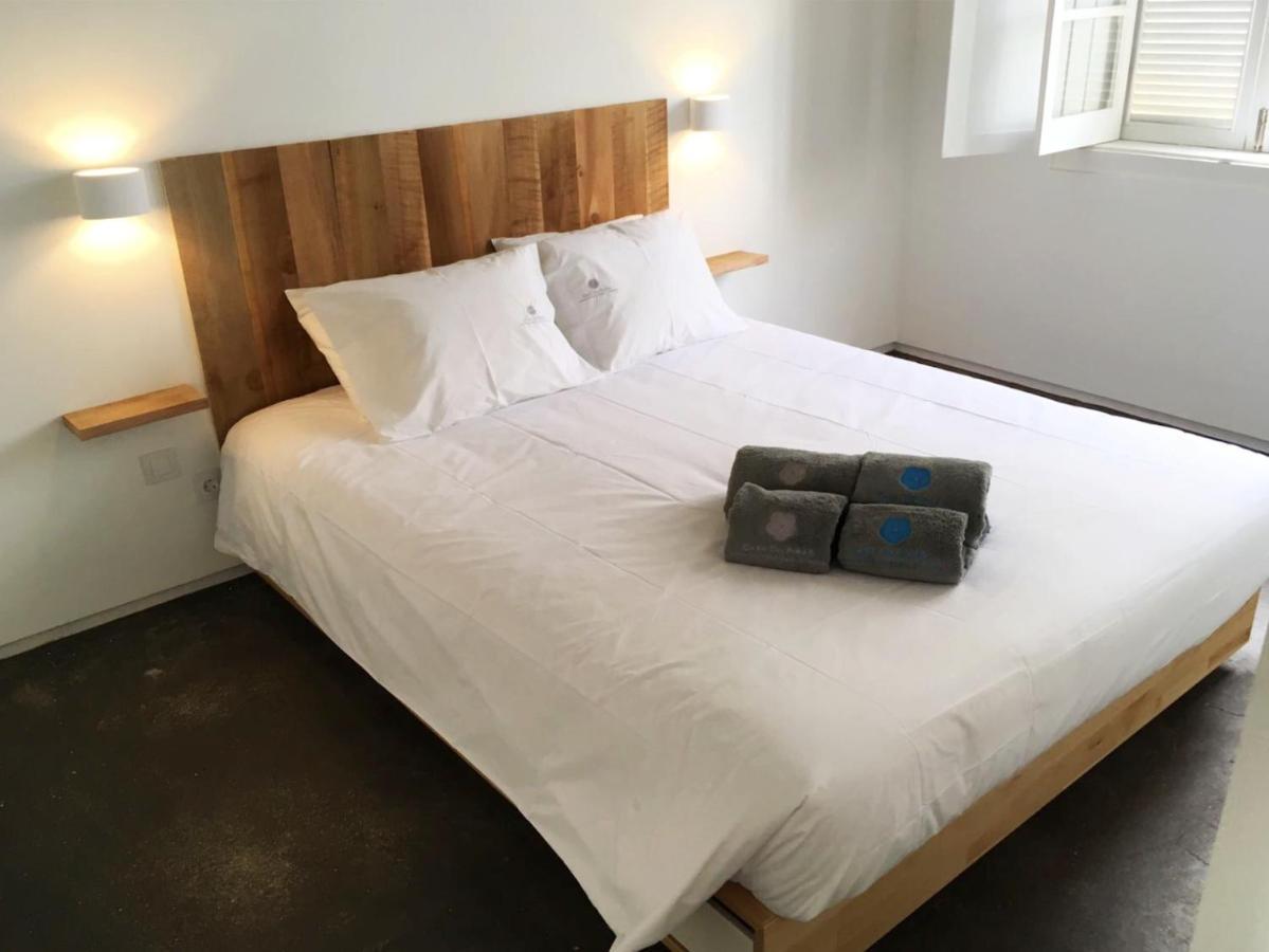 Casa Do Pisao - Cosy And Modern Two-Bedroom Townhouse Angra do Heroísmo Eksteriør billede