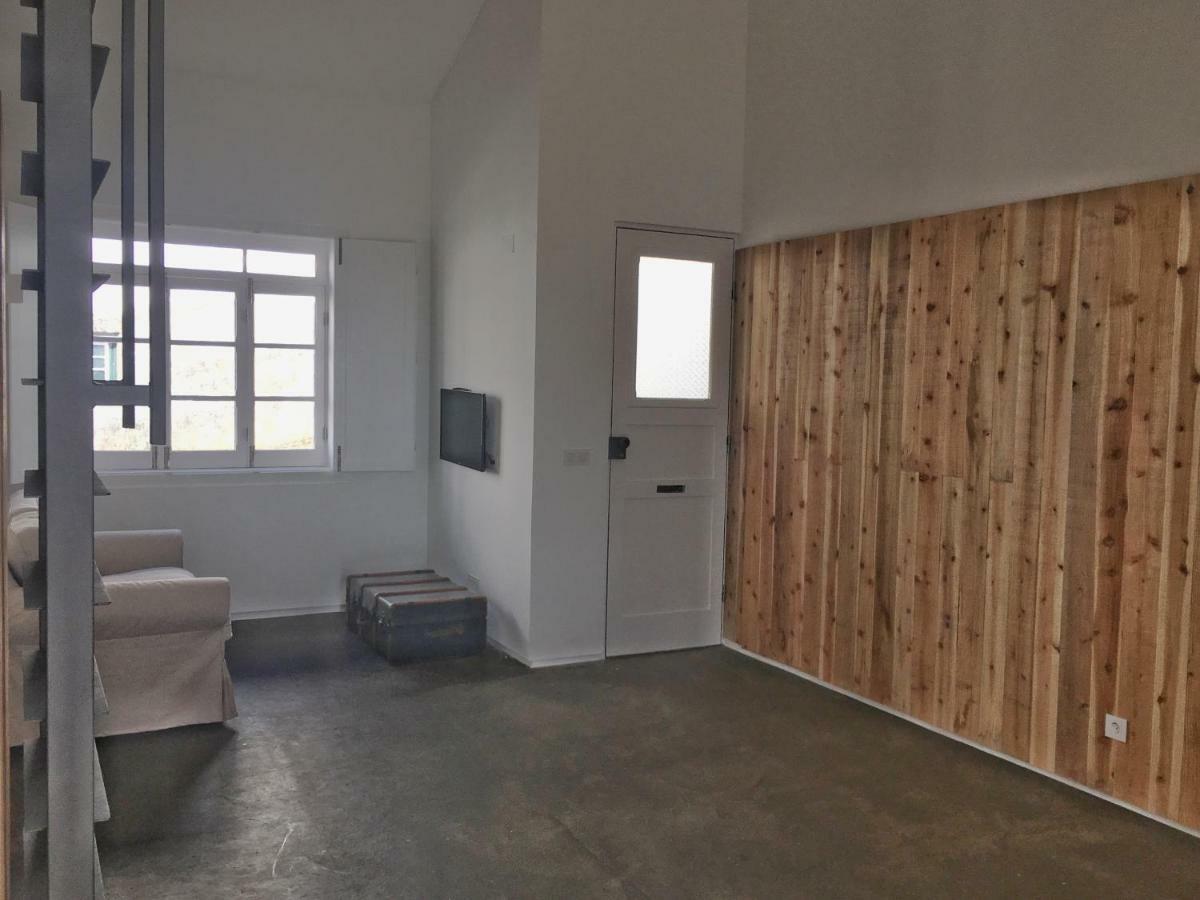 Casa Do Pisao - Cosy And Modern Two-Bedroom Townhouse Angra do Heroísmo Eksteriør billede