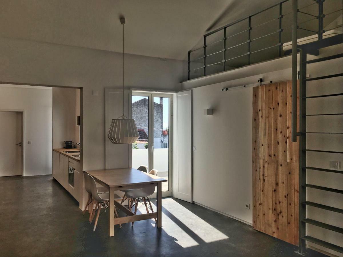Casa Do Pisao - Cosy And Modern Two-Bedroom Townhouse Angra do Heroísmo Eksteriør billede